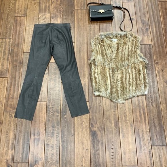 β¨ SOLD β¨ π Vince Lamb Leather Cropped Leggings - Picture 4 of 7